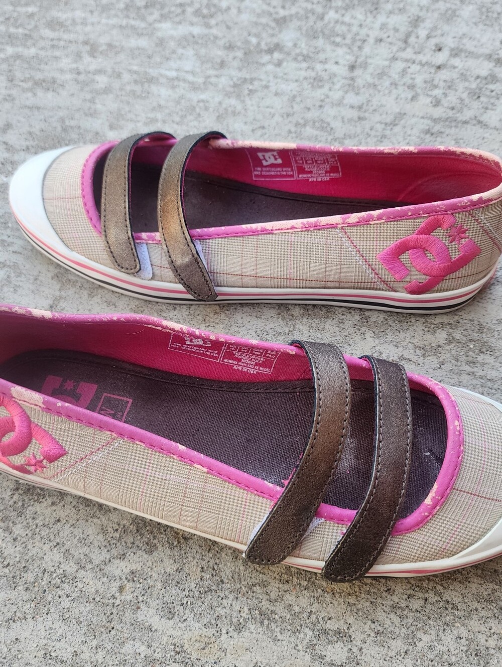 Y2K DC Pink Brown Plaid Slip-On Mary Jane Style Sneaker Ballet Flats, Womens 7